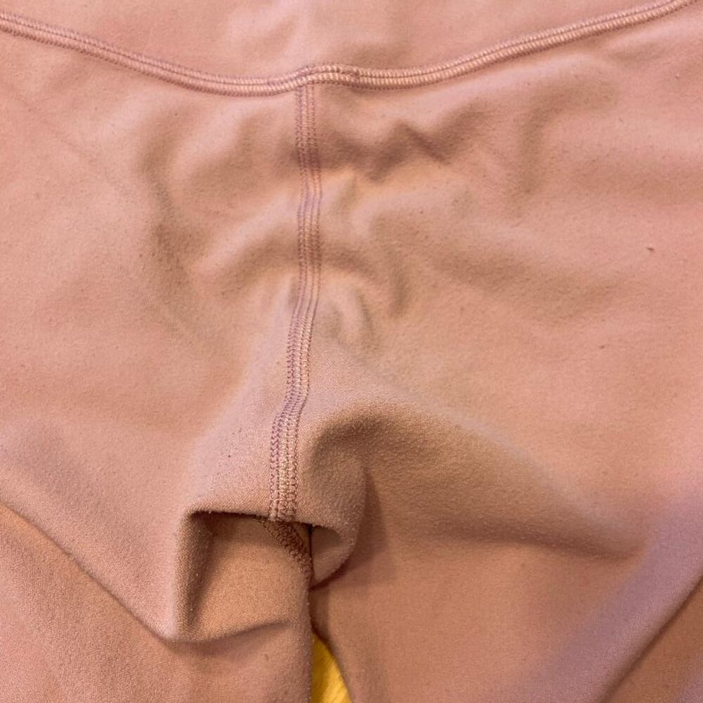 Lululemon Align High-Rise Pant 25", Size 4 - Picture 10 of 12